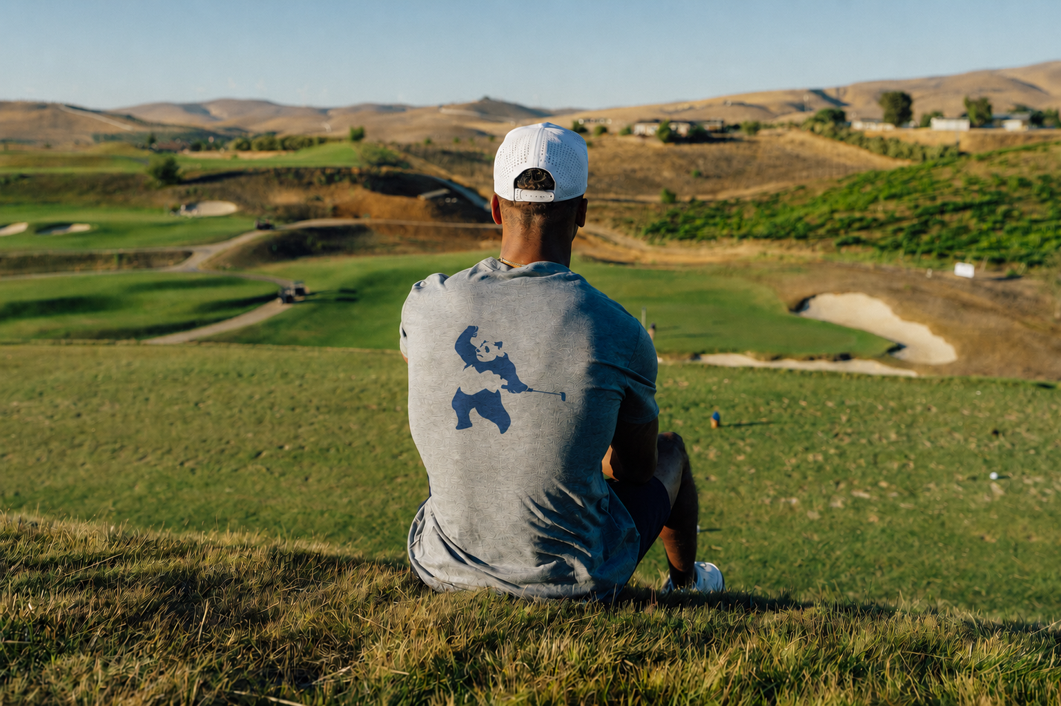 Amble x Press Golf Panda 05 Tee - Gray